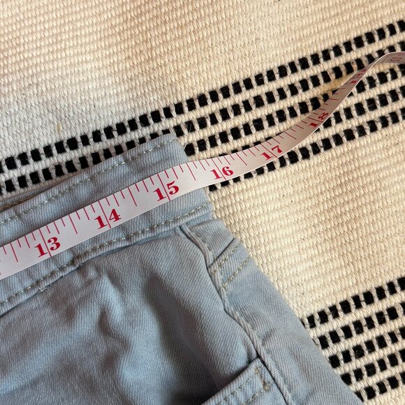 Forever 21 Size 29 Light Blue Jeans Frayed Hem - Picture 5 of 6